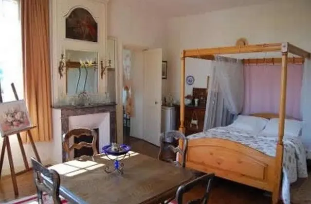 Üç Kişilik Oda, Birden Çok Yatak, Sigara İçilmez