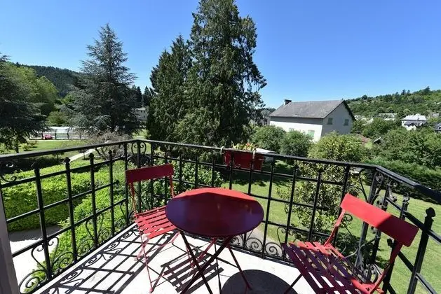 Tek Büyük Yataklı Oda (Orchidée)