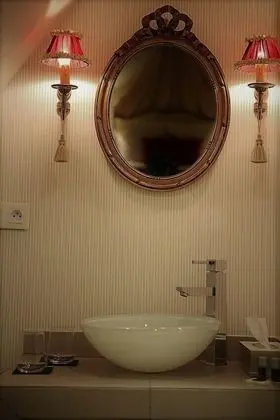 Tek Büyük Yataklı Oda (Lucie)