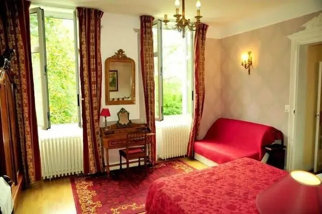 Economy Oda, 1 Büyük (Queen) Boy Yatak (Chambre Les Coquelicots)