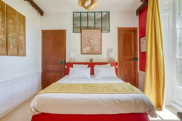 Comfort Tek Büyük Yataklı Oda, Banyolu/Duşlu, Park Manzaralı (Chambre du Géographe)