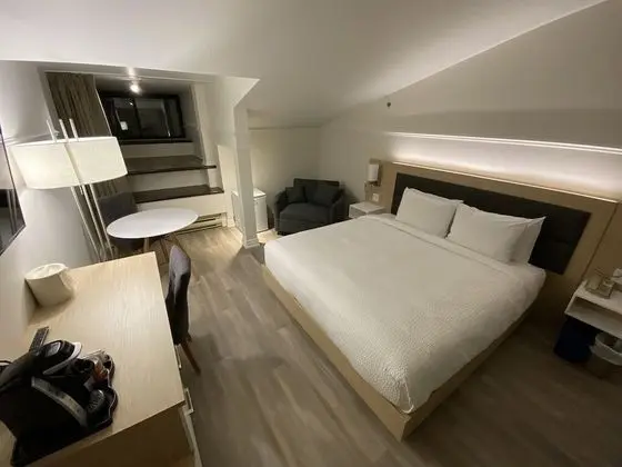 Standard Oda, 1 En Büyük (King) Boy Yatak (3rd floor)