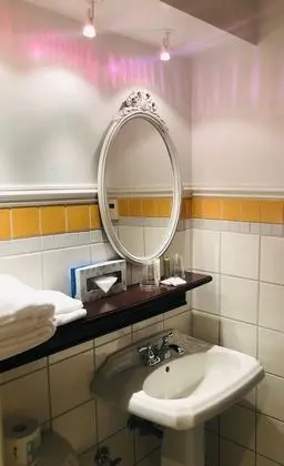 Standard Oda, 1 En Büyük (King) Boy Yatak (3rd floor)