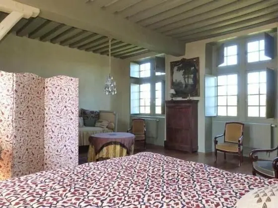 Üç Kişilik Oda, Bahçe Manzaralı