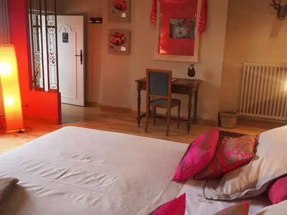 Signature Tek Büyük veya İki Ayrı Yataklı Oda, Banyolu/Duşlu, Şehir Manzaralı (Moschata)