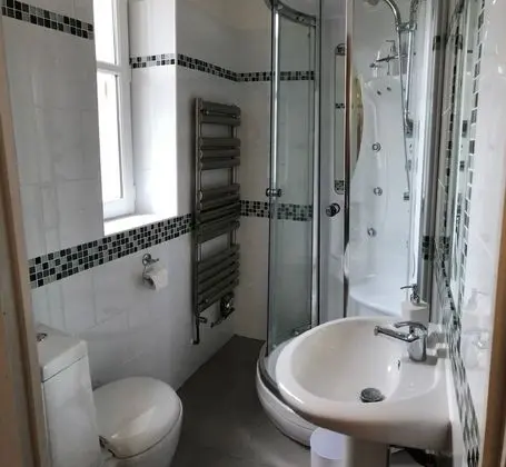 Tek Büyük Yataklı Oda (Azay-Le-Rideau)