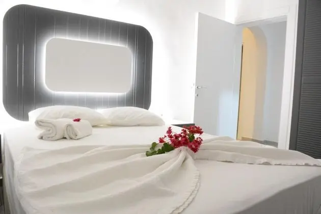 Aile Odası, Bahçe Manzaralı