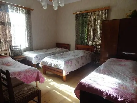 Standard Dört Kişilik Oda, Birden Çok Yatak, Ortak Banyo