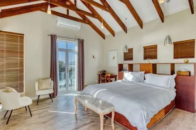Luxury Room with Ocean View