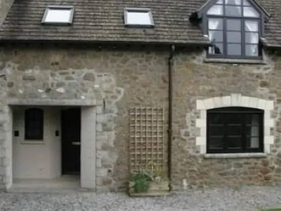 Kır Evi, Banyolu/Duşlu (Sittaford Tor )