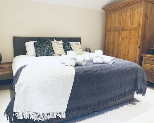 Premium Ev, Özel Banyo, Bahçe Manzaralı (Manor House Farm)