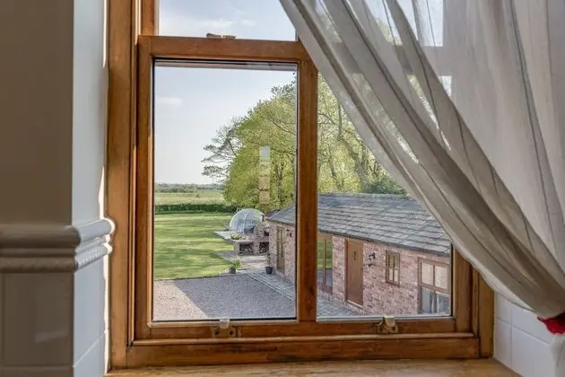 Premium Ev, Özel Banyo, Bahçe Manzaralı (Manor House Farm)