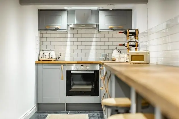 Tek Büyük Yataklı Oda (Apartment)