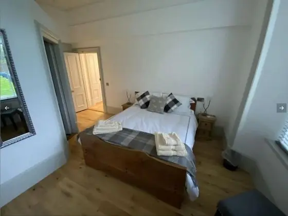 Tek Büyük Yataklı Oda