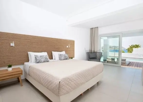 Deluxe Süit, Deniz Manzaralı (Shared pool)