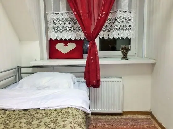 Dört Kişilik Oda, 1 Yatak Odası