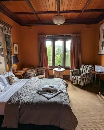 Standard Oda (Room Only 1 Night )
