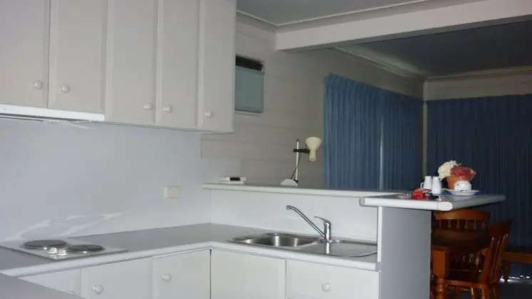 Basic Kulübe, 2 Yatak Odası, Sigara İçilmez, Küçük Mutfak (Mansfield Country cabins)