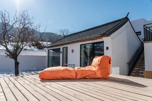 Villa, Sigara İçilmez