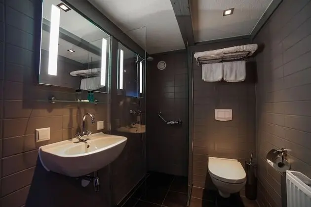 Souterrain Twin Room