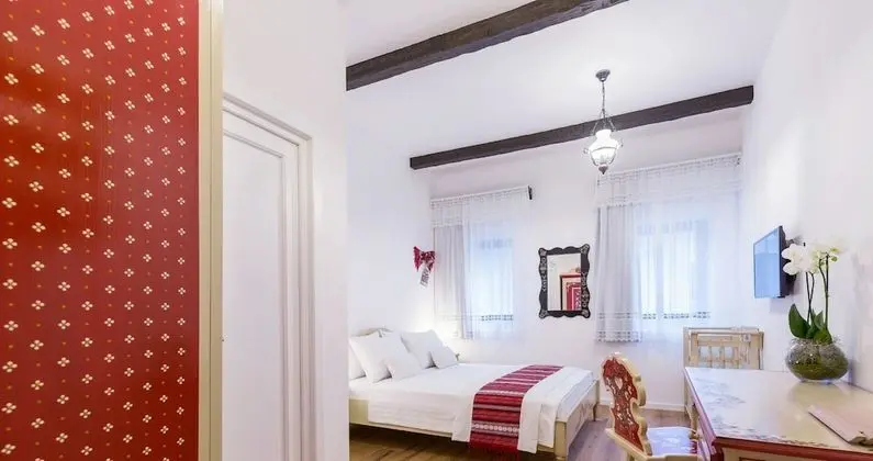 Mansion Deluxe