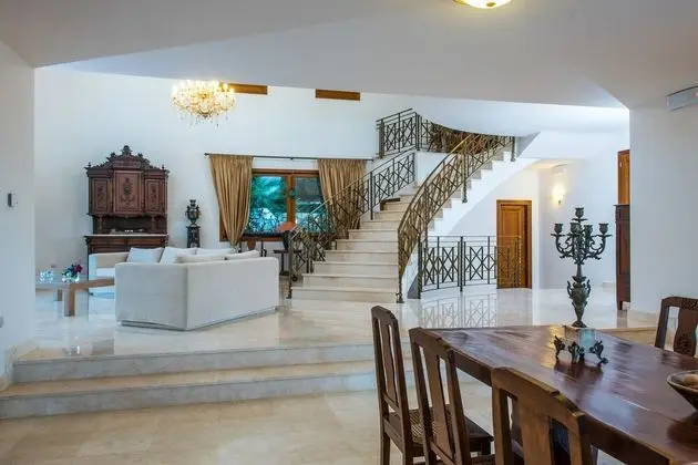 Villa, 5 Yatak Odası, Deniz Manzaralı