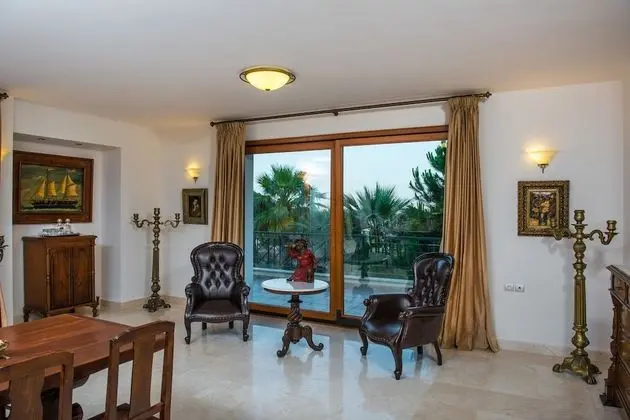 Villa, 5 Yatak Odası, Deniz Manzaralı