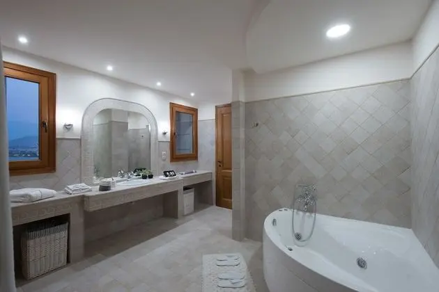 Villa, 5 Yatak Odası, Deniz Manzaralı