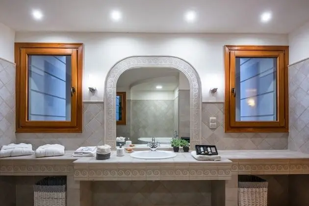 Villa, 5 Yatak Odası, Deniz Manzaralı