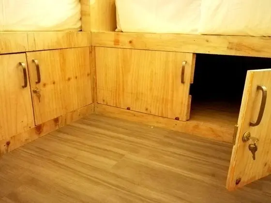 Ortak Ranzalı Oda, Sadece erkekler için (1 Bed in 6-Bed Dorm)