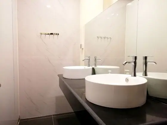 Ortak Ranzalı Oda, Sadece erkekler için (1 Bed in 6-Bed Dorm)