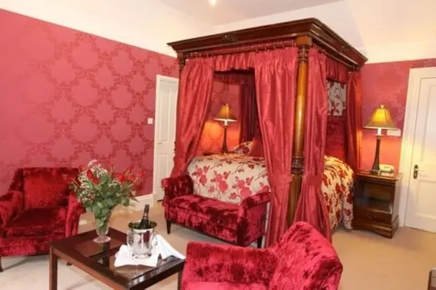 Superior Tek Büyük Yataklı Oda, Banyolu/Duşlu (Four Poster)