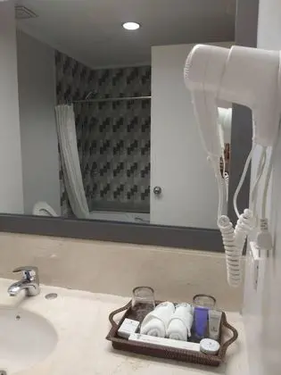 Premier Büyük Yataklı Tek Kişilik Oda
