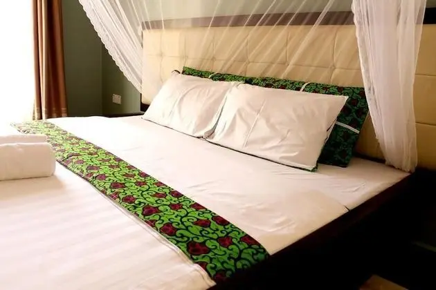 Deluxe Tek Büyük Yataklı Oda, Bahçe Manzaralı