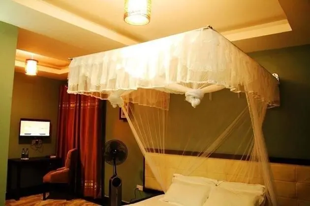 Deluxe Tek Büyük Yataklı Oda, Bahçe Manzaralı