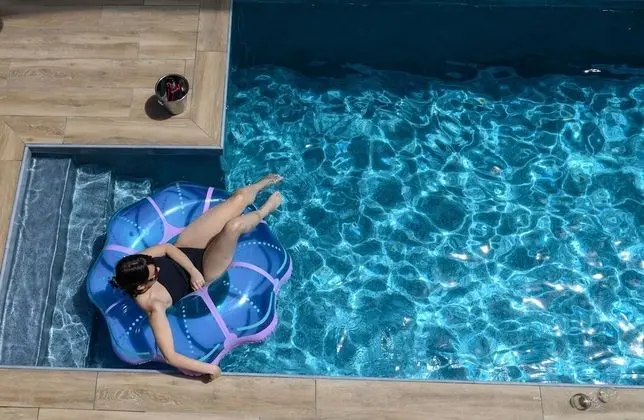 Deluxe Apart Daire, 3 Yatak Odası, Kişiye Özel Havuzlu, Zemin Kat