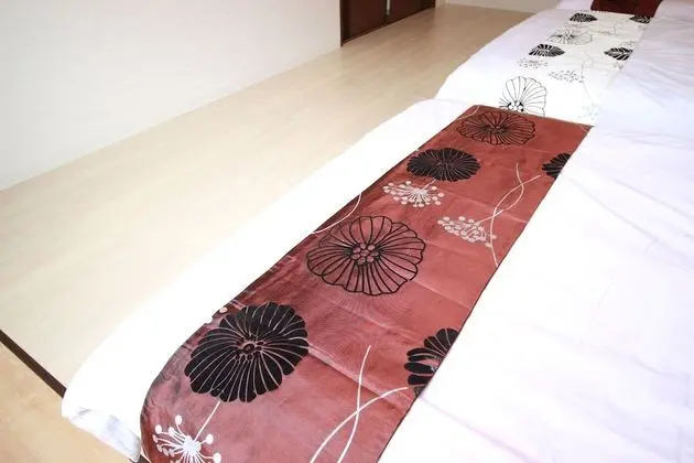 Oda, Sigara İçilmez (Room No. 303)