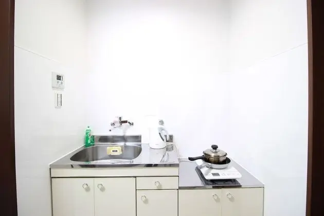 Oda, Sigara İçilmez (Room No. 303)