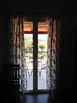 Üç Kişilik Oda, Balkon