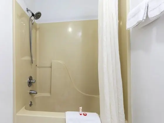 Premium Oda, 2 Büyük (Queen) Boy Yatak, Sigara İçilmez