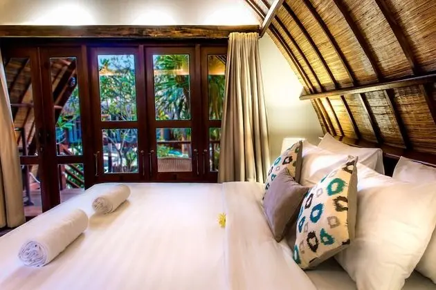 Traditional Bungalow Double