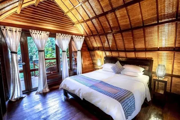Traditional Bungalov