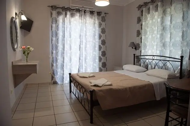 Tek Büyük Yataklı Oda