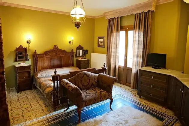 Comfort Tek Büyük Yataklı Oda
