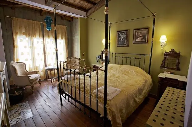 Comfort Tek Büyük Yataklı Oda