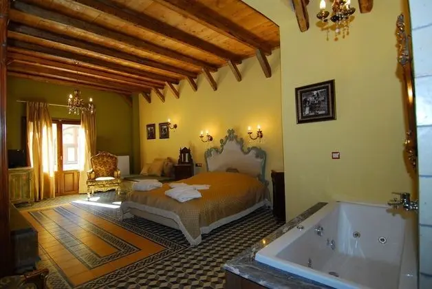 Junior Süit (With Fireplace and Hot Tub)