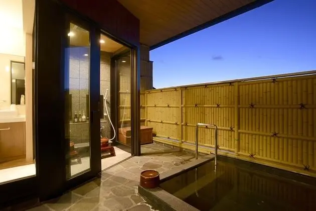 Oda, Özel Banyo (with Private Open-air Bath)