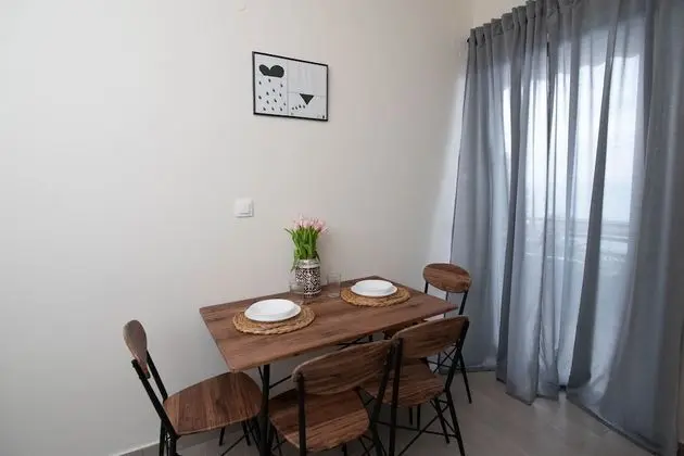Üç Kişilik Oda