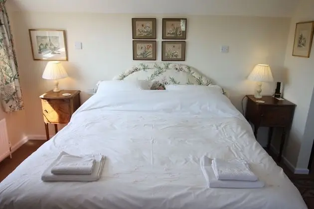 Valley View Apartment