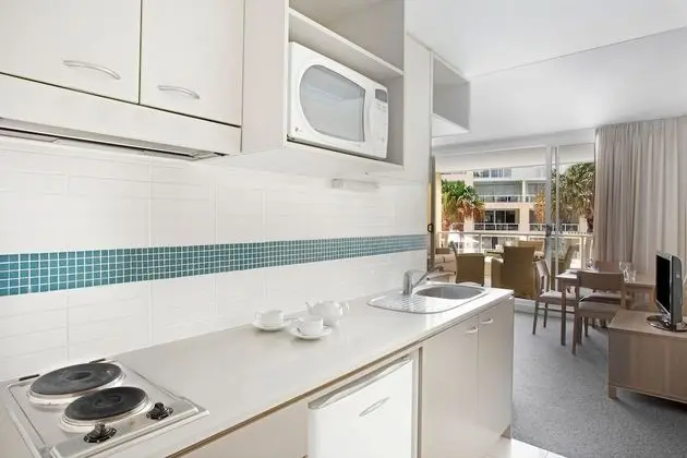 Deluxe Süit, Havuz Manzaralı (Housekeeping service every 8 nights)